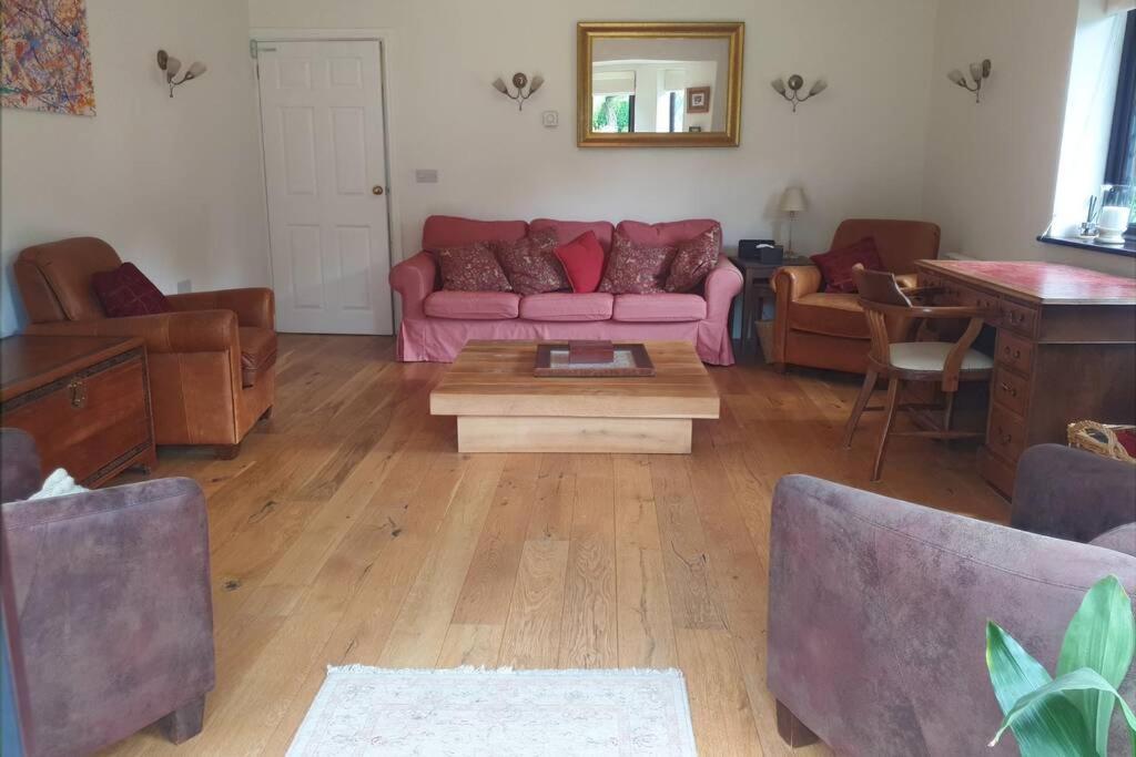 אשפורד Ashwood Holiday Cottage. מראה חיצוני תמונה