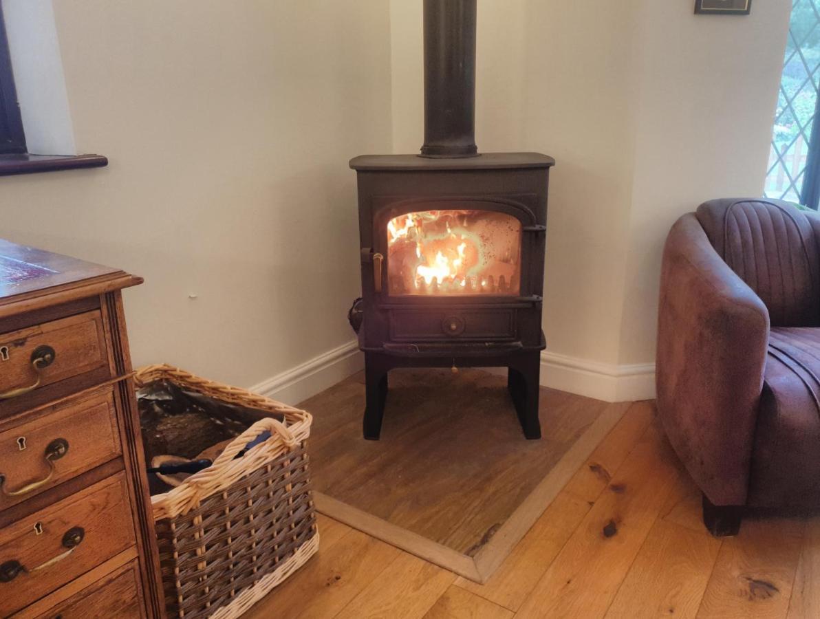 אשפורד Ashwood Holiday Cottage. מראה חיצוני תמונה